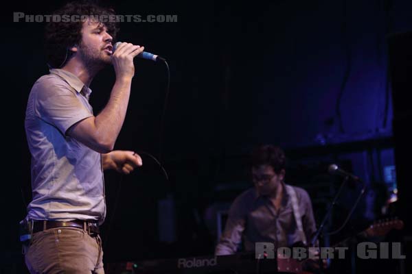 PASSION PIT - 2009-11-07 - PARIS - La Cigale - 